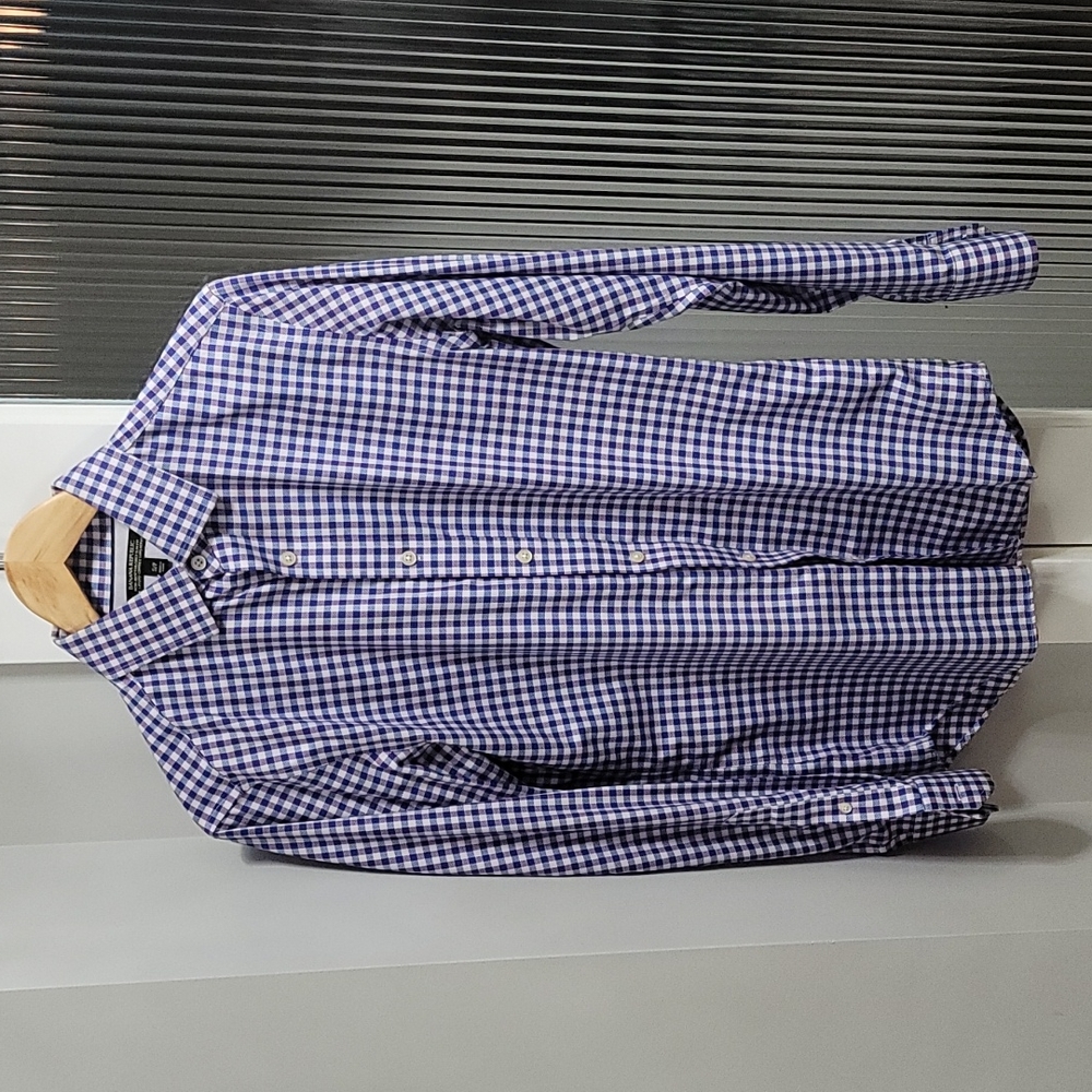 Banana Republic Button Up Shirt